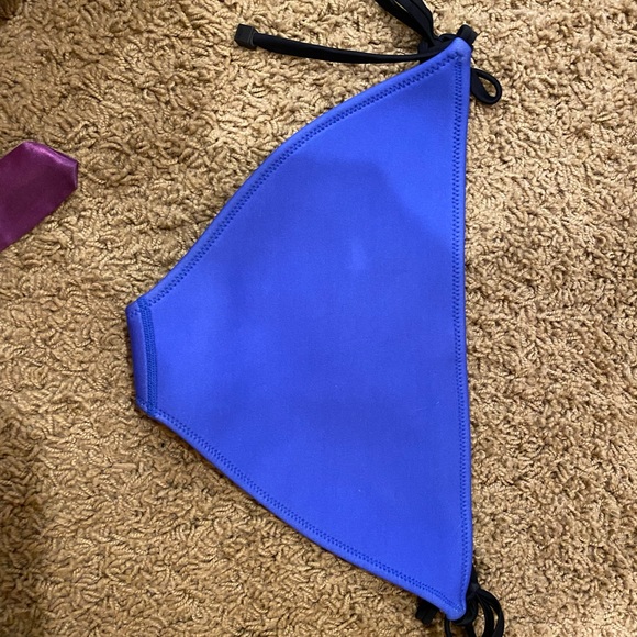 TRIANGL Blue Bikini w Bag - Picture 5 of 8
